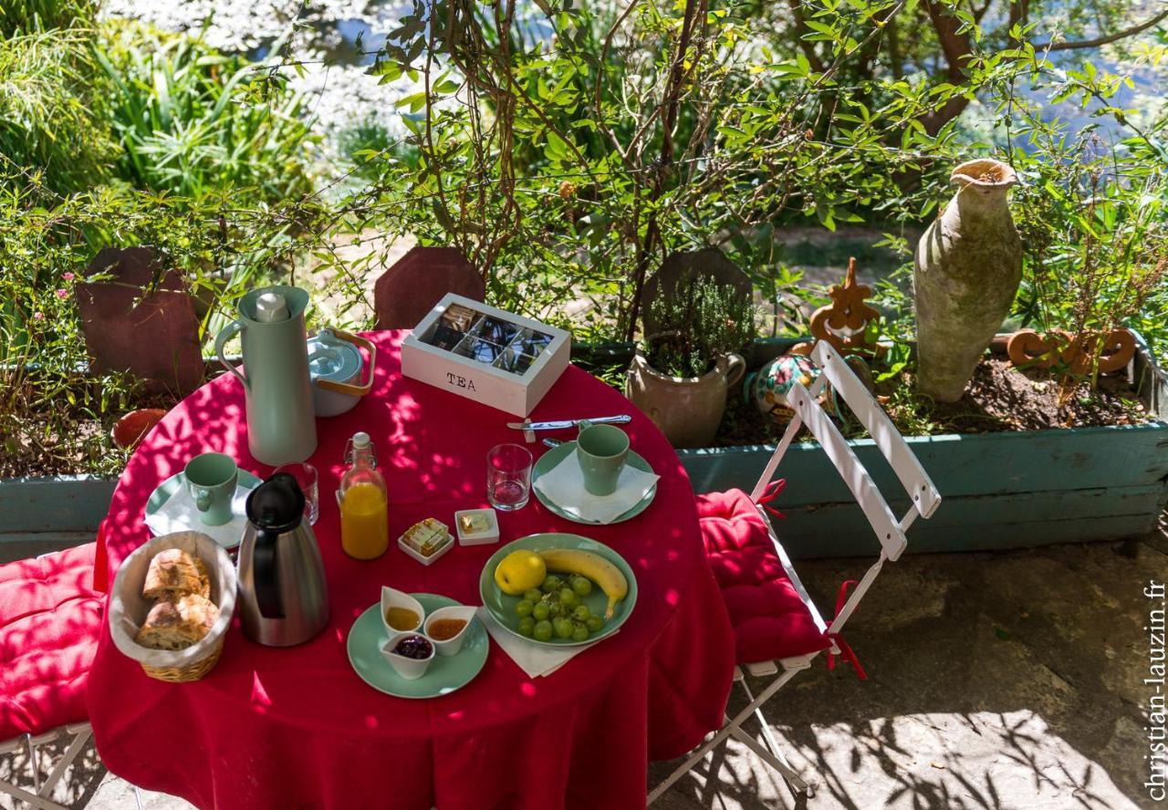 サン・タントナン Marie Colline A La Campagne Bed & Breakfast エクステリア 写真